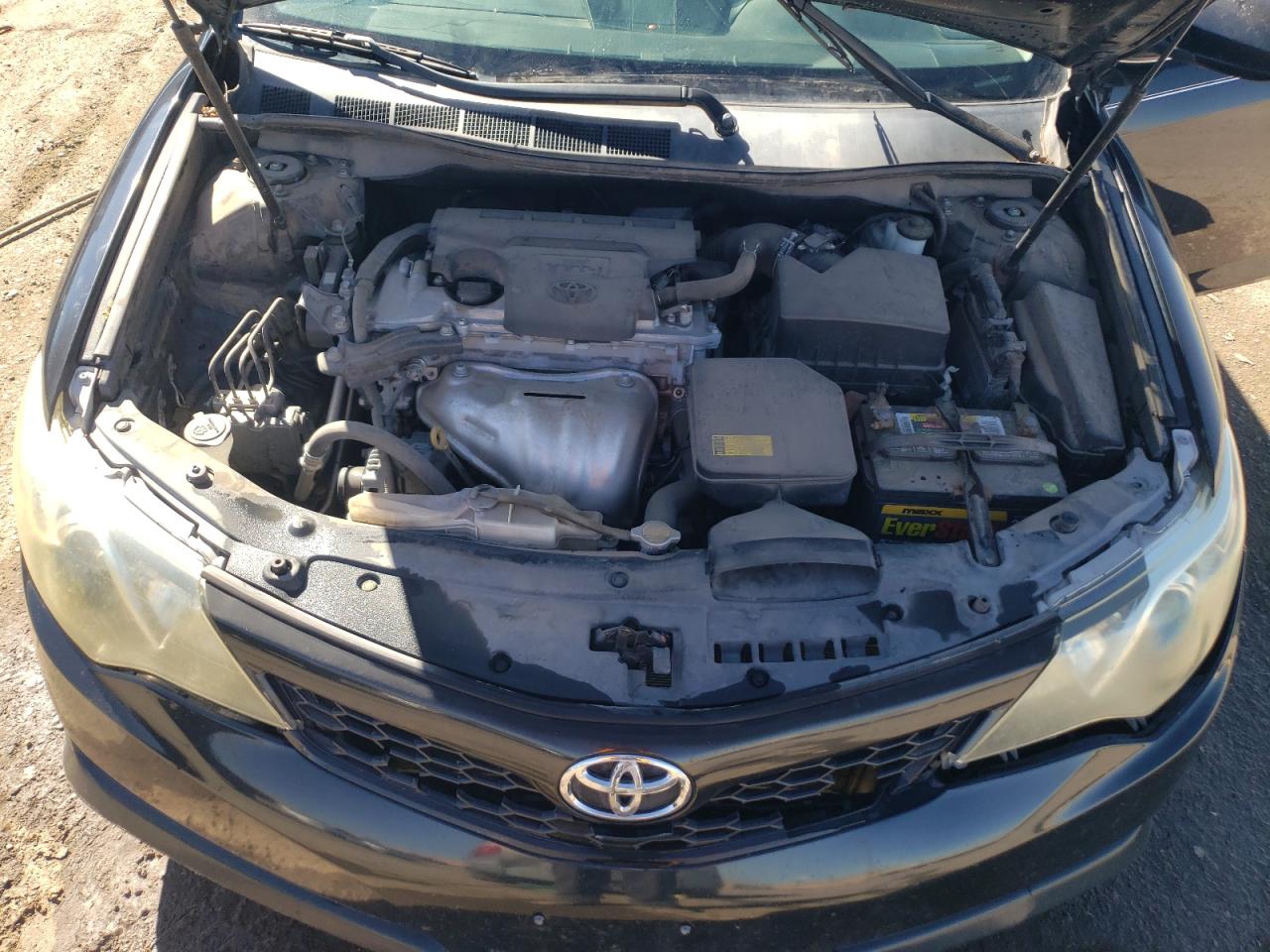 2013 Toyota Camry - Image 11