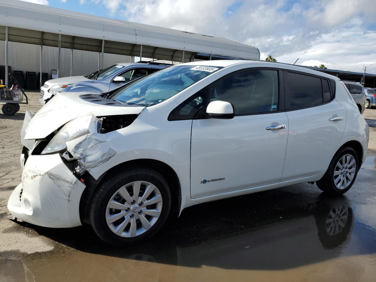 2016 Nissan Leaf - Image 1
