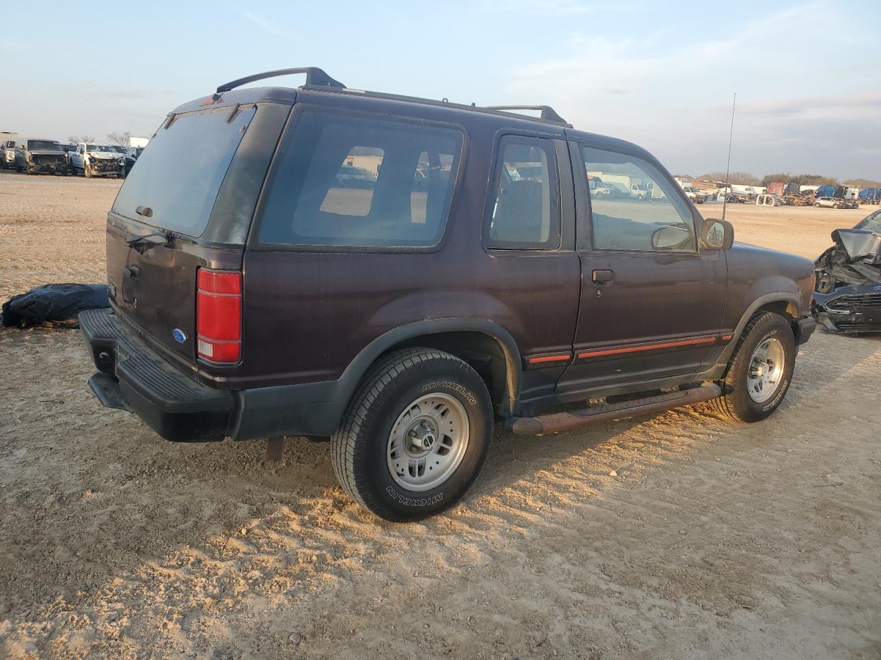 1994 Ford Explorer - Image 3