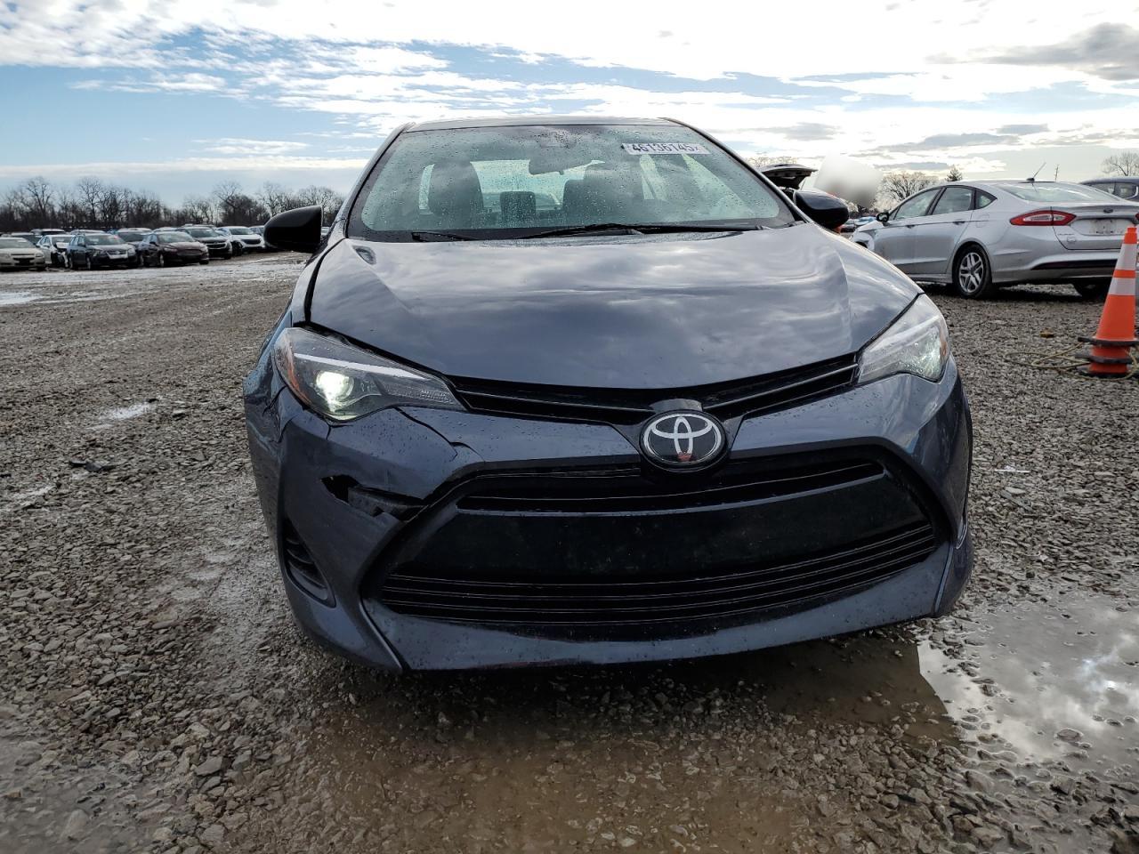 2017 Toyota Corolla - Image 5