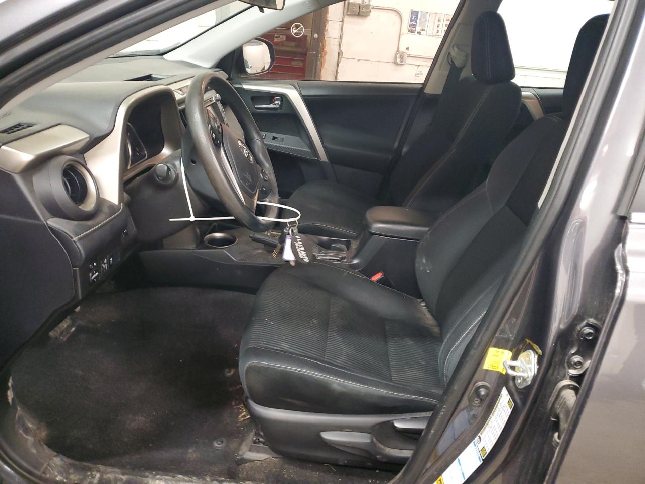 2014 Toyota RAV 4 - Image 7