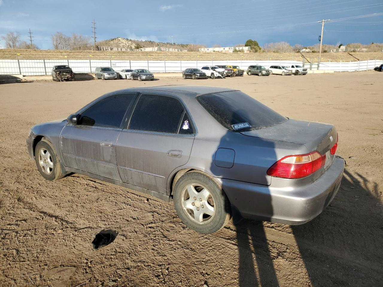 2000 Honda Accord - Image 2