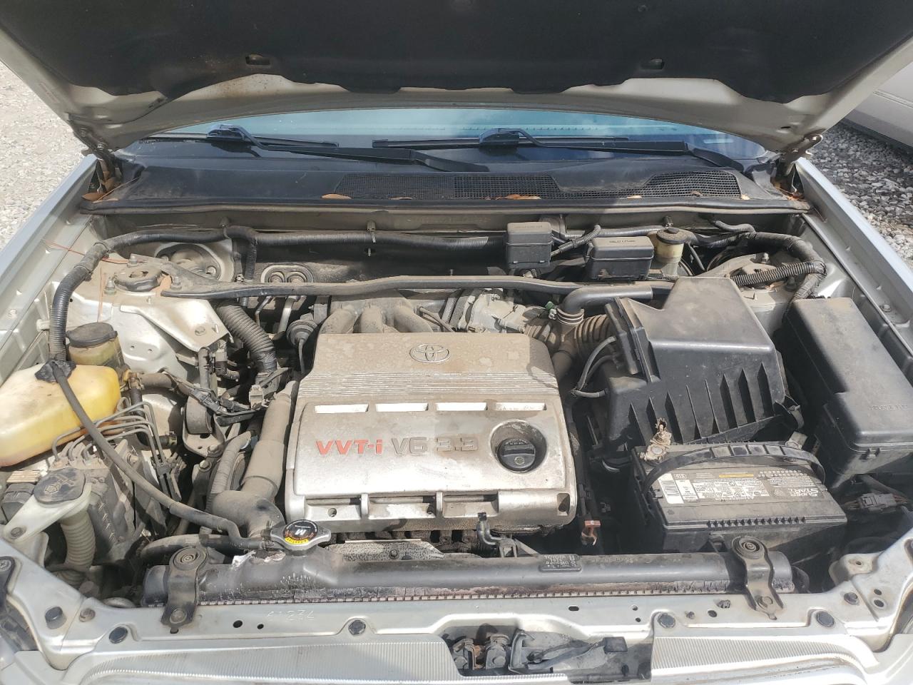 2005 Toyota Highlander - Image 12