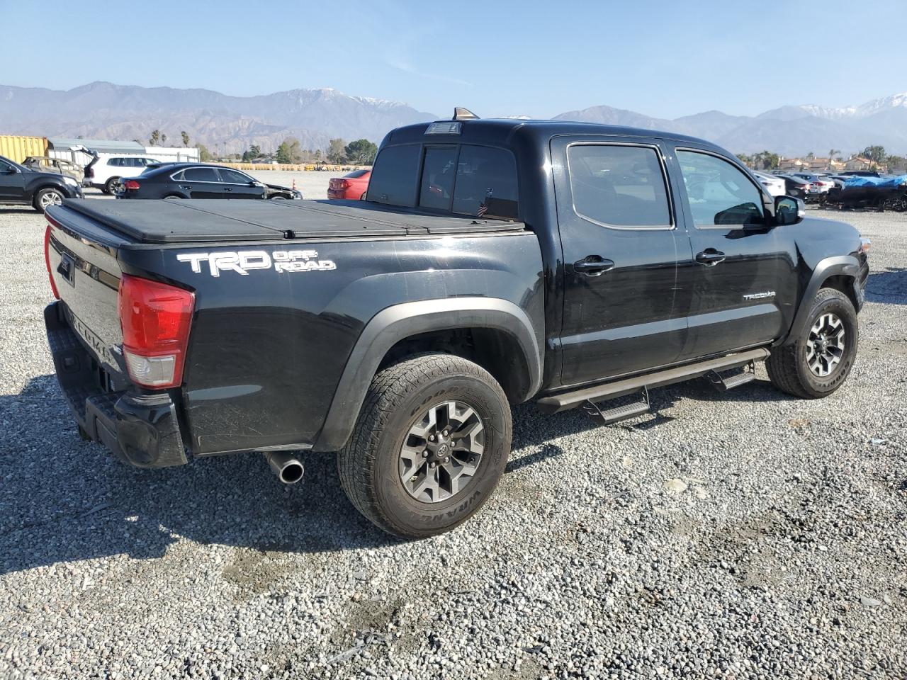 2016 Toyota Tacoma - Image 3