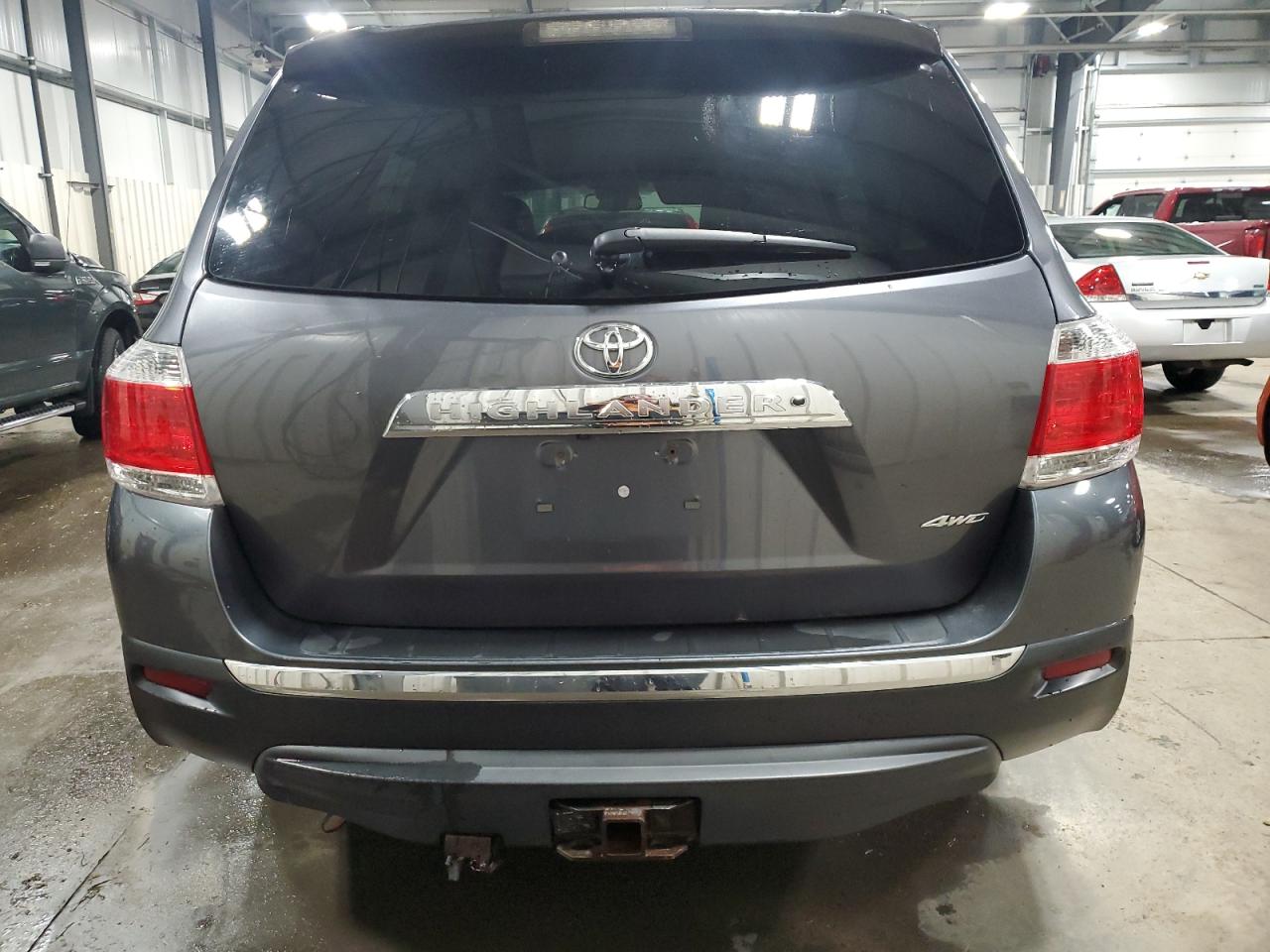 2013 Toyota Highlander - Image 6