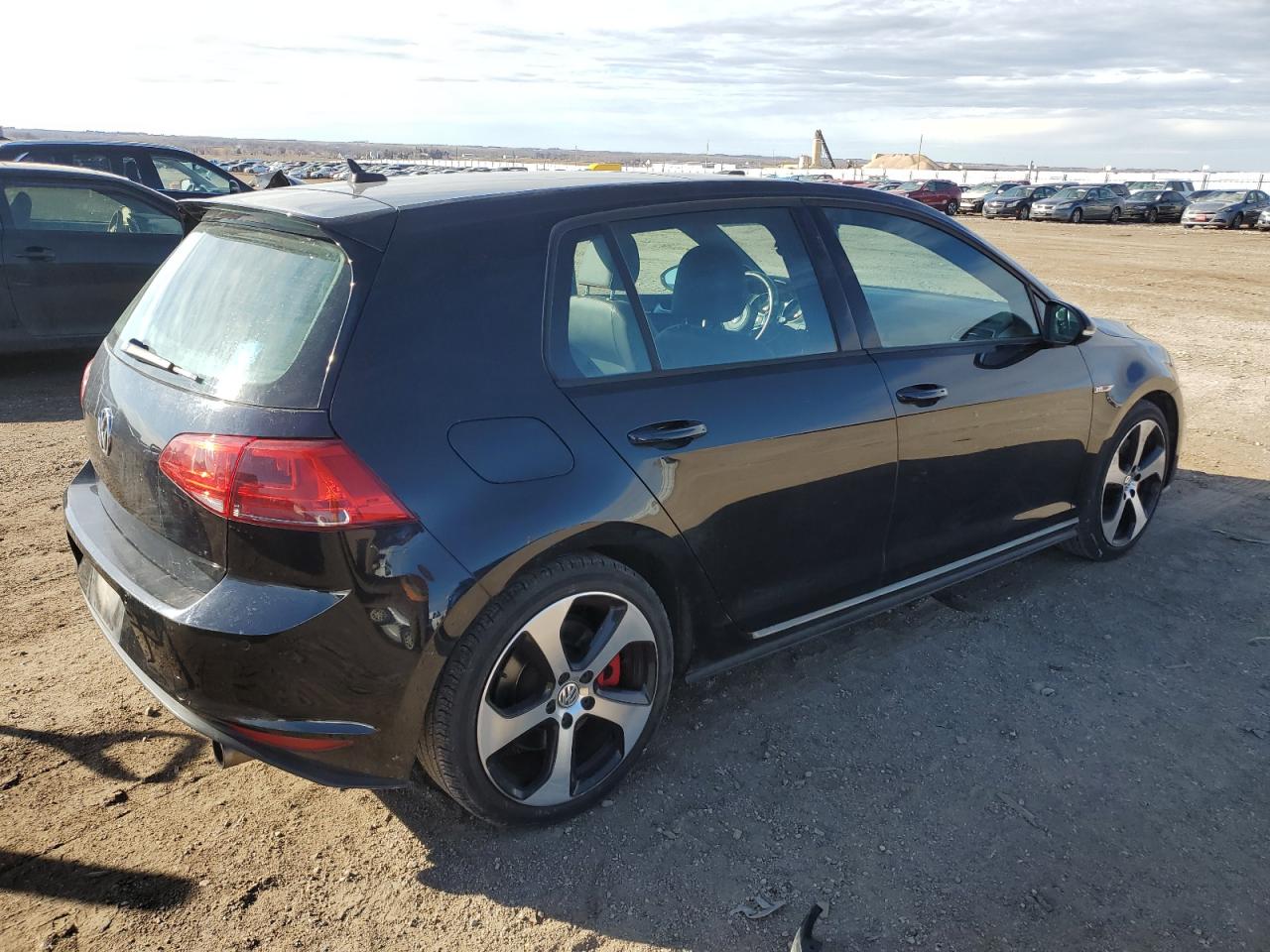 2015 Volkswagen GTI - Image 3