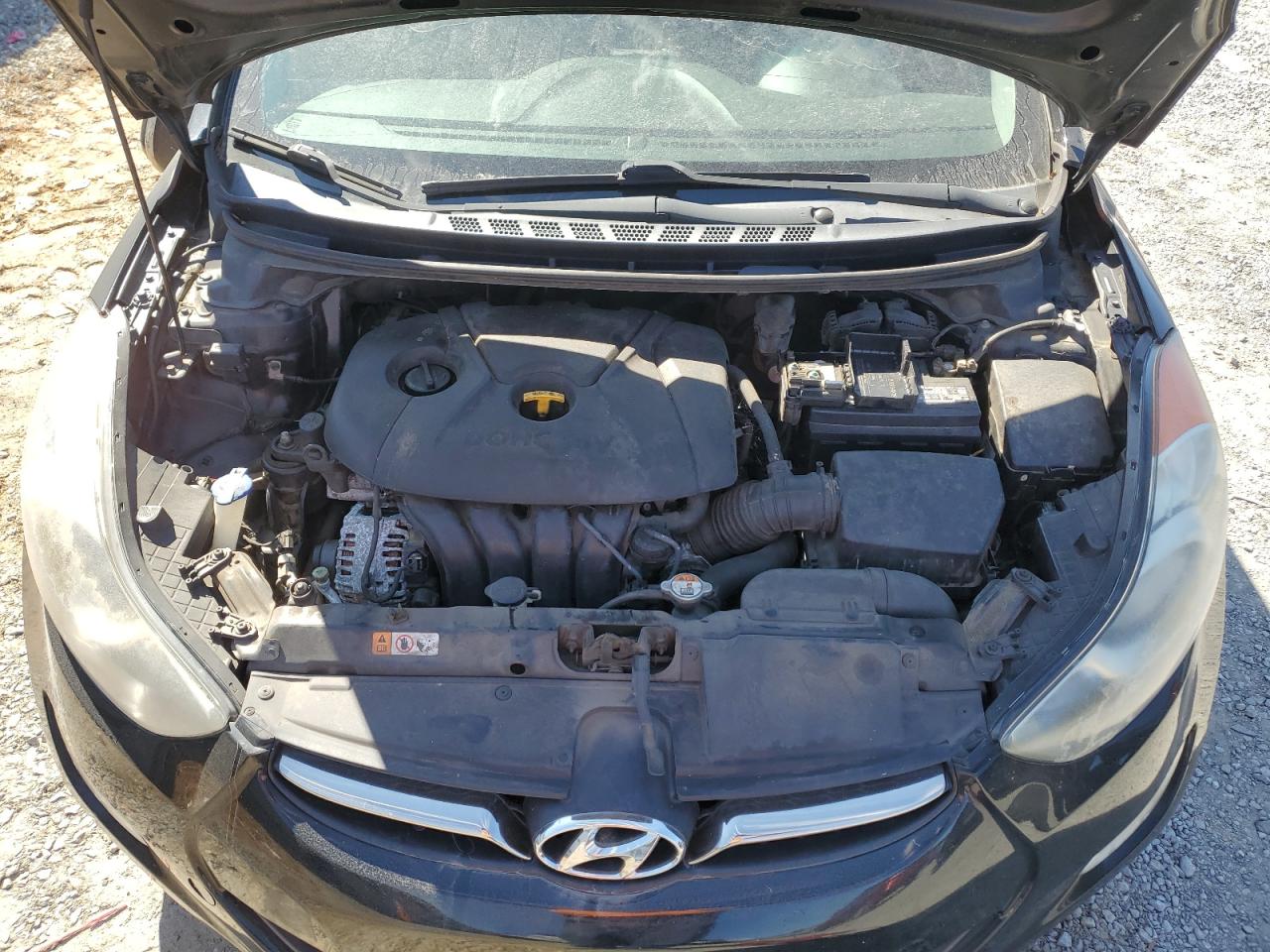 2013 Hyundai Elantra - Image 11