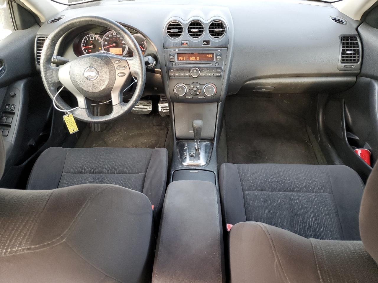 2012 Nissan Altima - Image 8