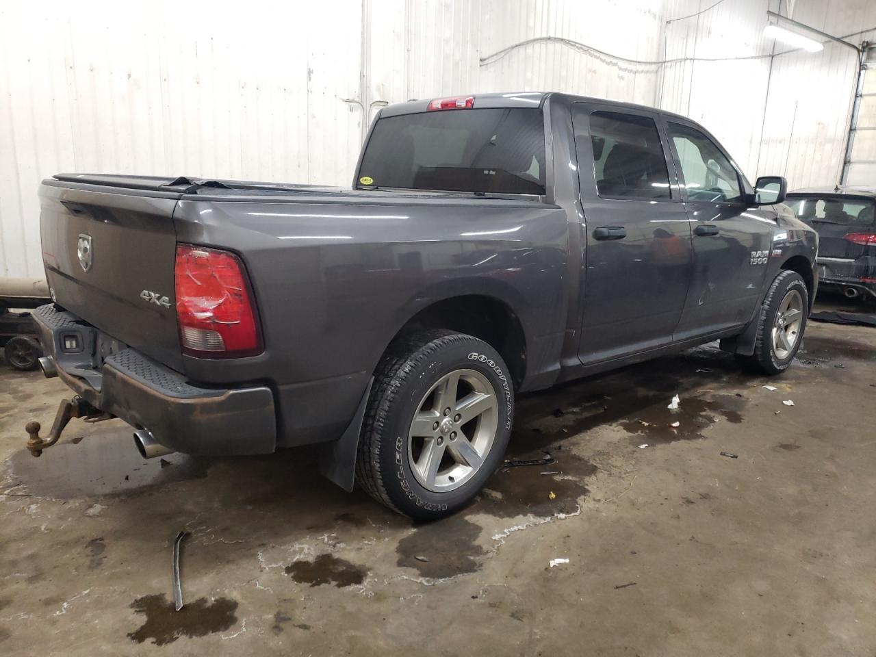2014 RAM 1500 - Image 3