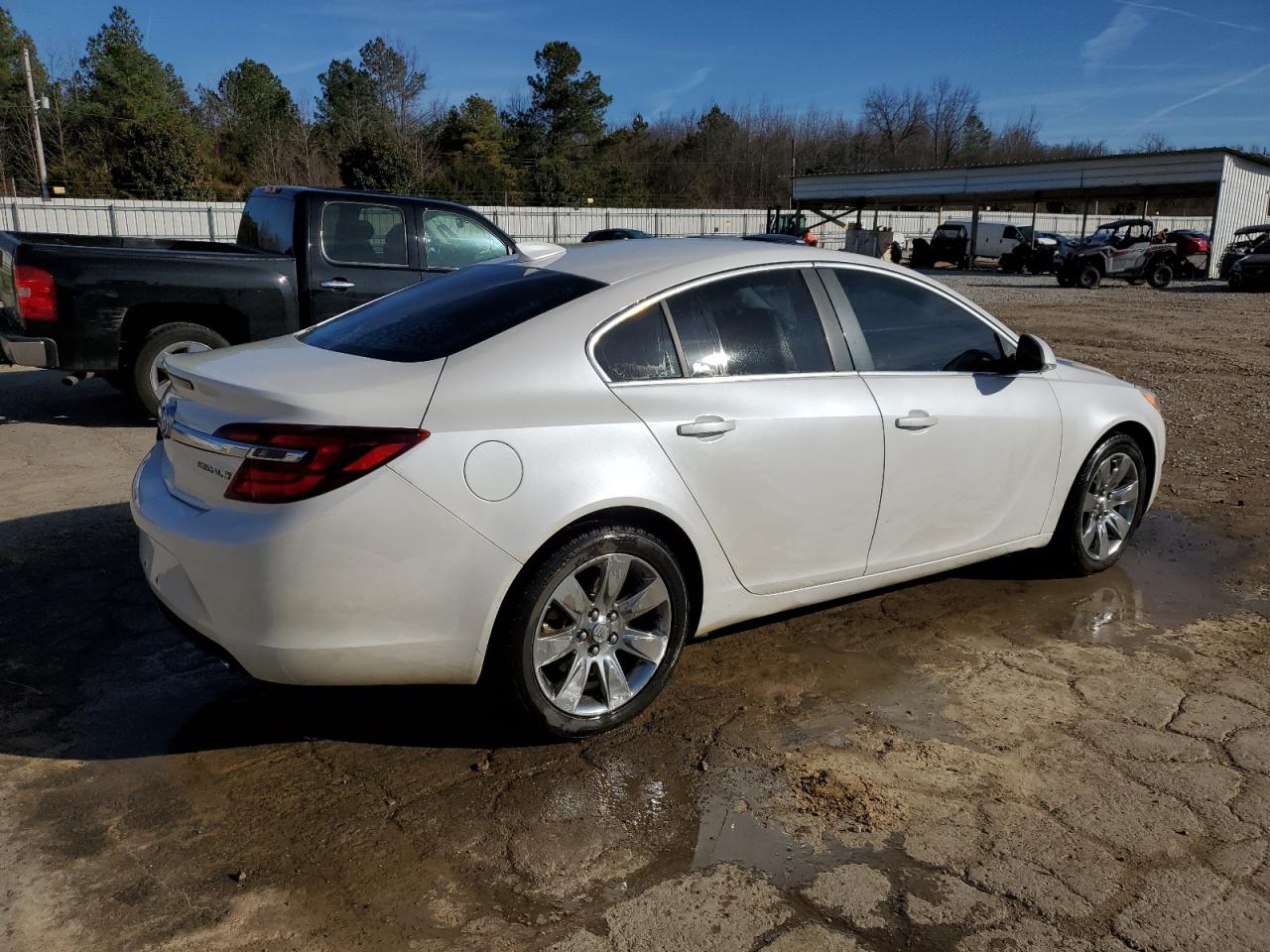 2016 Buick Regal - Image 3