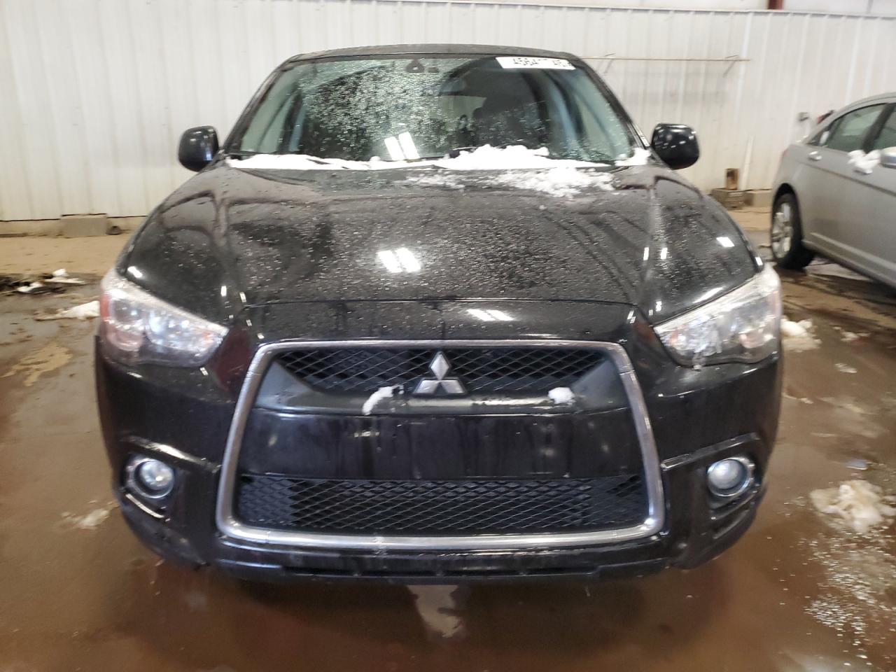 2011 Mitsubishi Outlander - Image 5