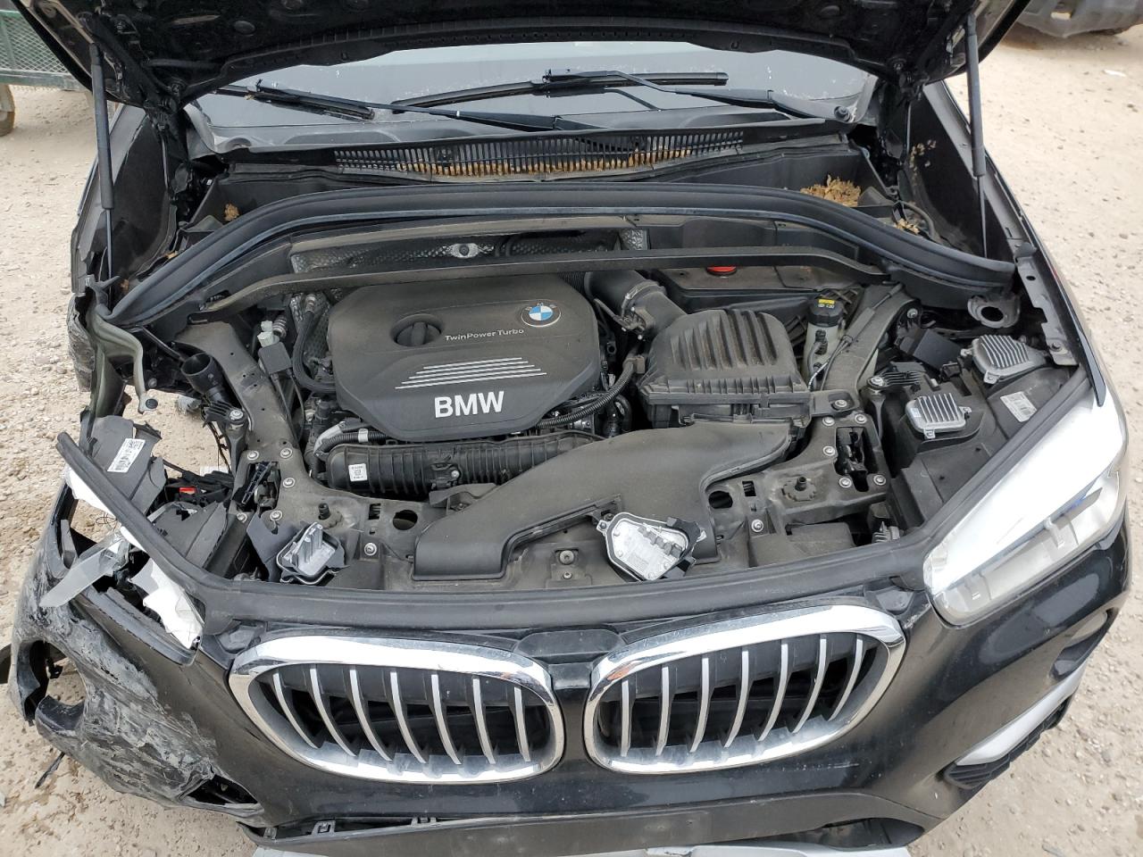 2017 BMW X1 - Image 12