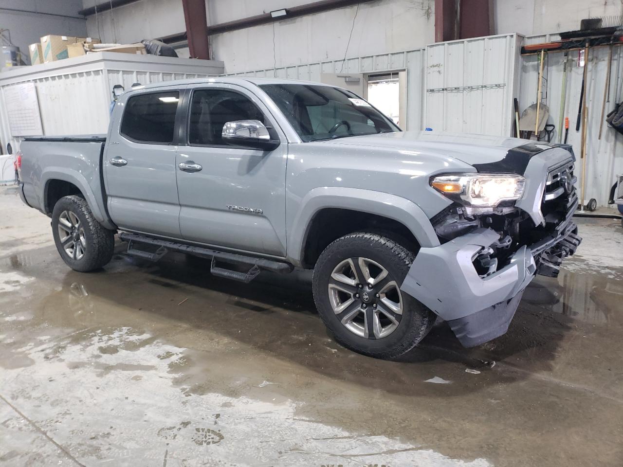 2019 Toyota Tacoma - Image 4