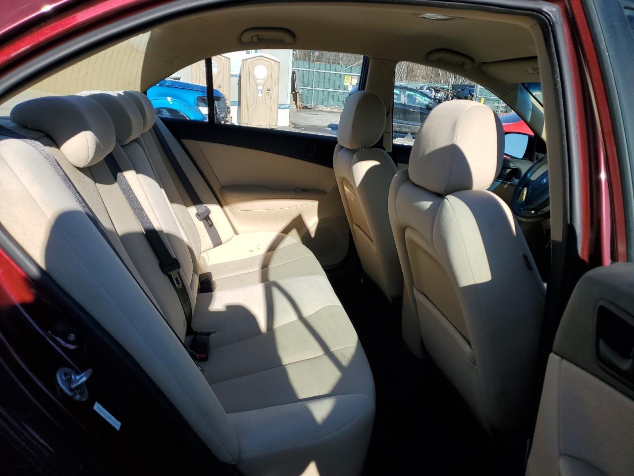 2009 Hyundai Sonata - Image 10
