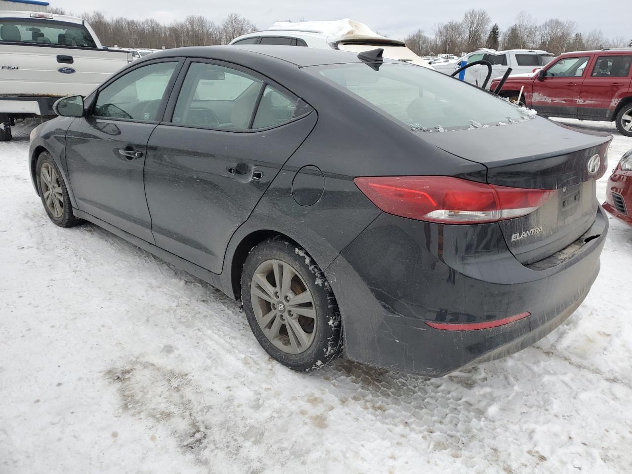 2017 Hyundai Elantra - Image 2