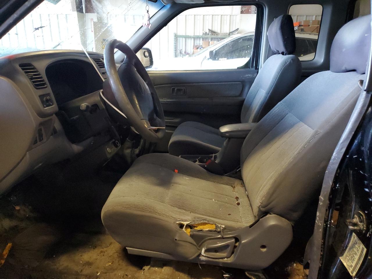 1998 Nissan Navara (Frontier) - Image 7