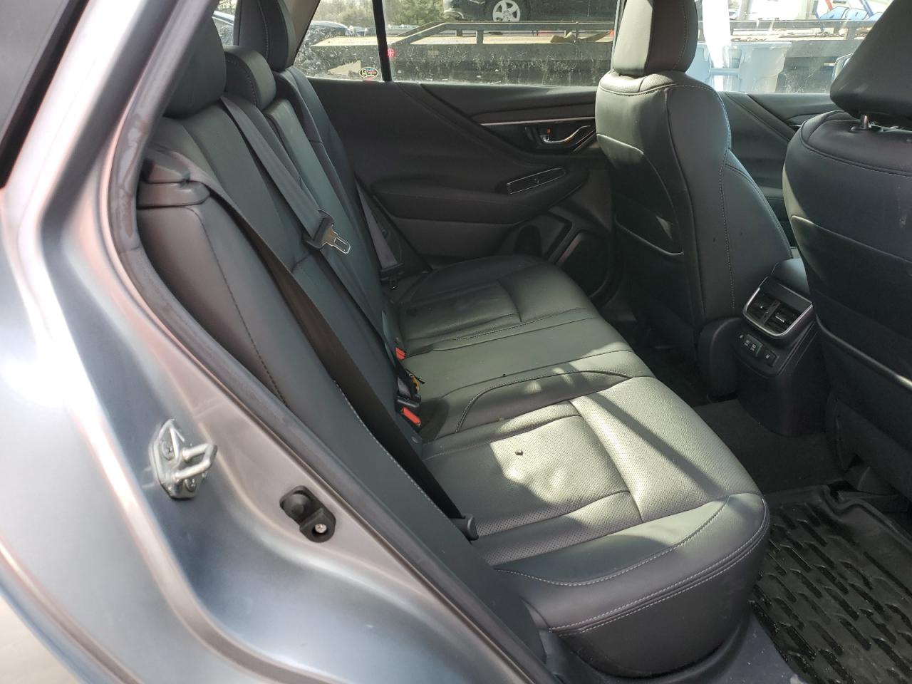 2020 Subaru Outback - Image 11