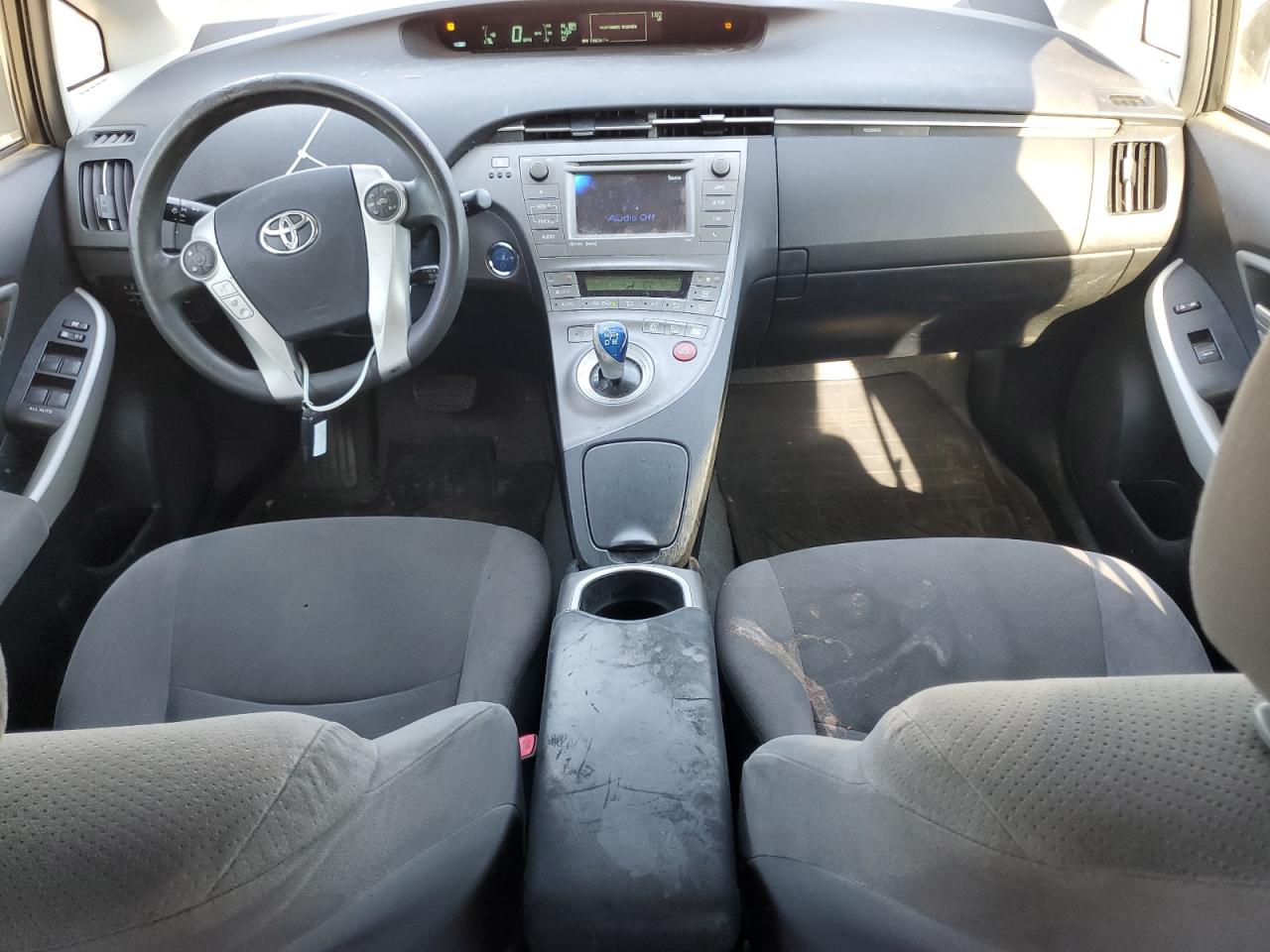 2012 Toyota Prius - Image 8