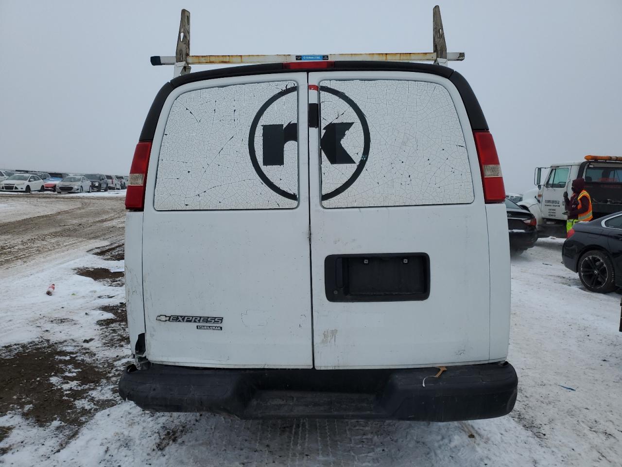 2015 Chevrolet Express - Image 6