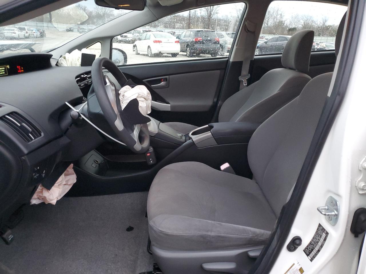 2012 Toyota Prius - Image 7