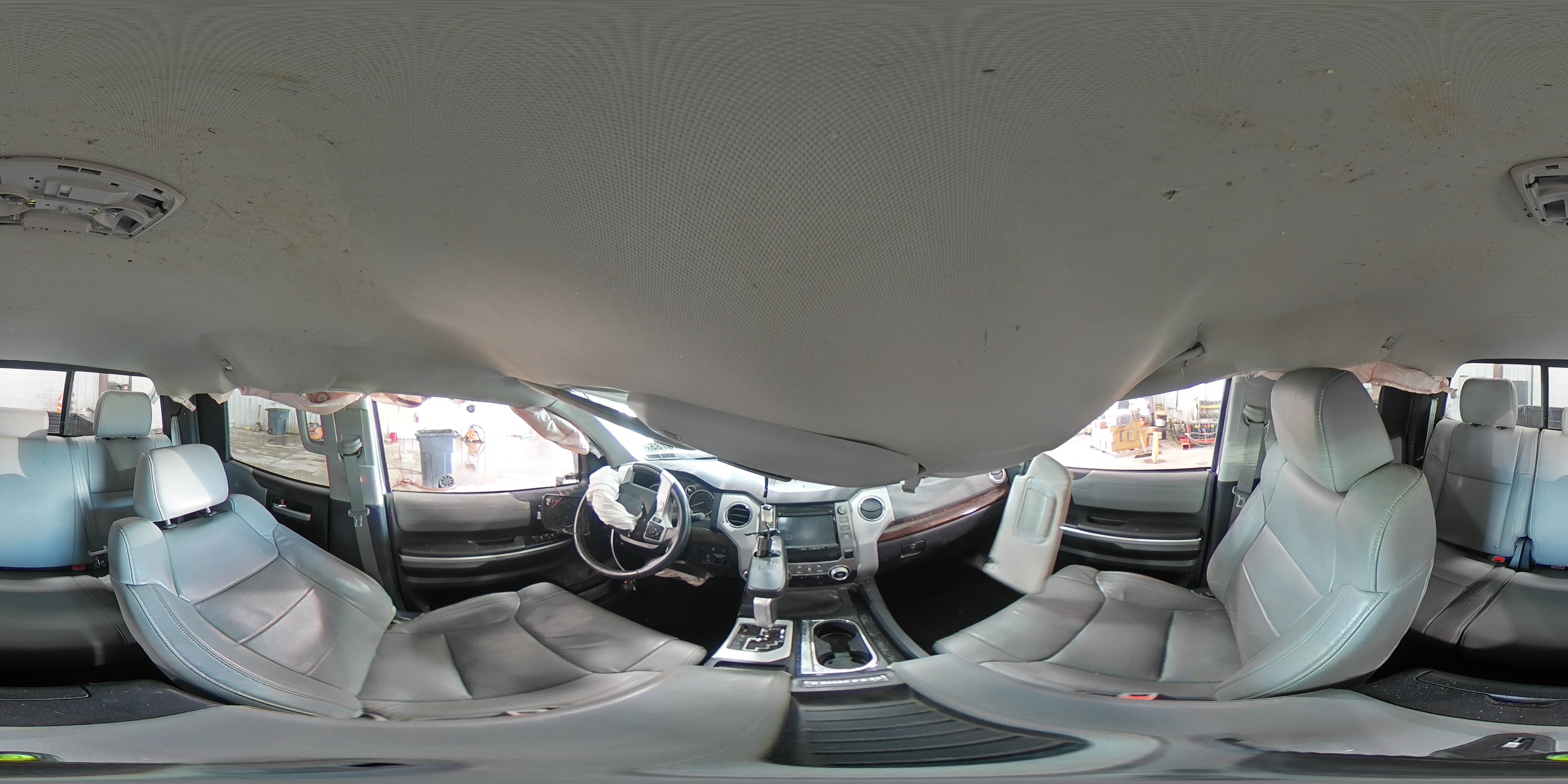 2017 Toyota Tundra - Image 15