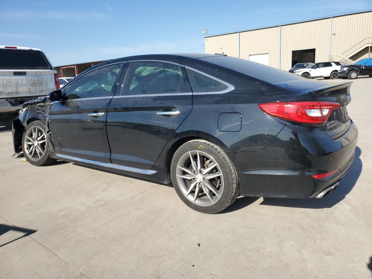 2015 Hyundai Sonata - Image 2