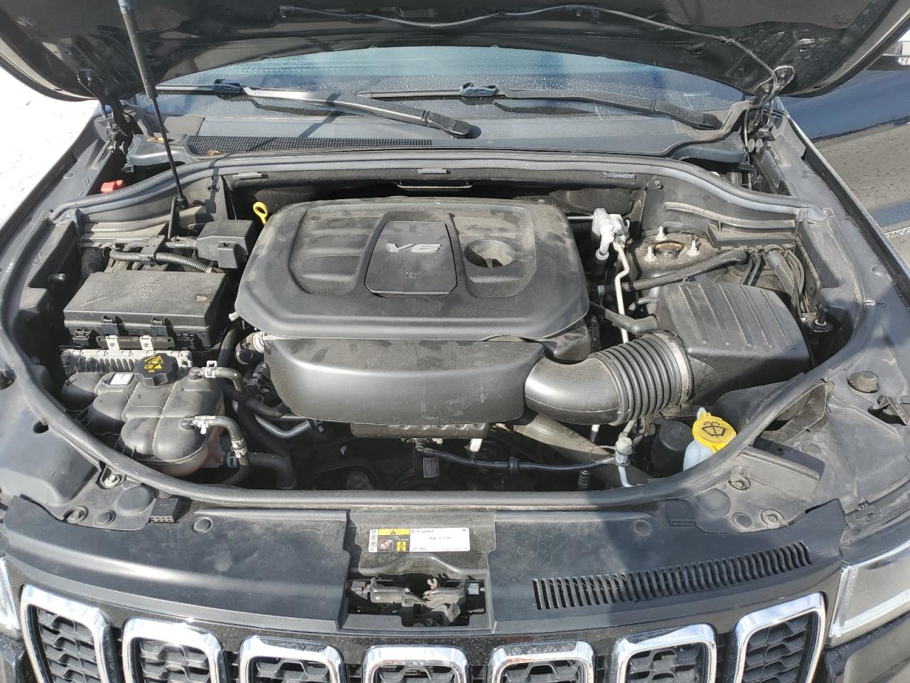 2019 Jeep Grand Cherokee - Image 12