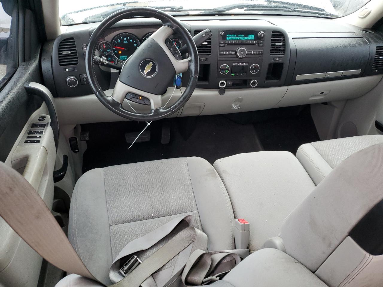 2011 Chevrolet Silverado - Image 8