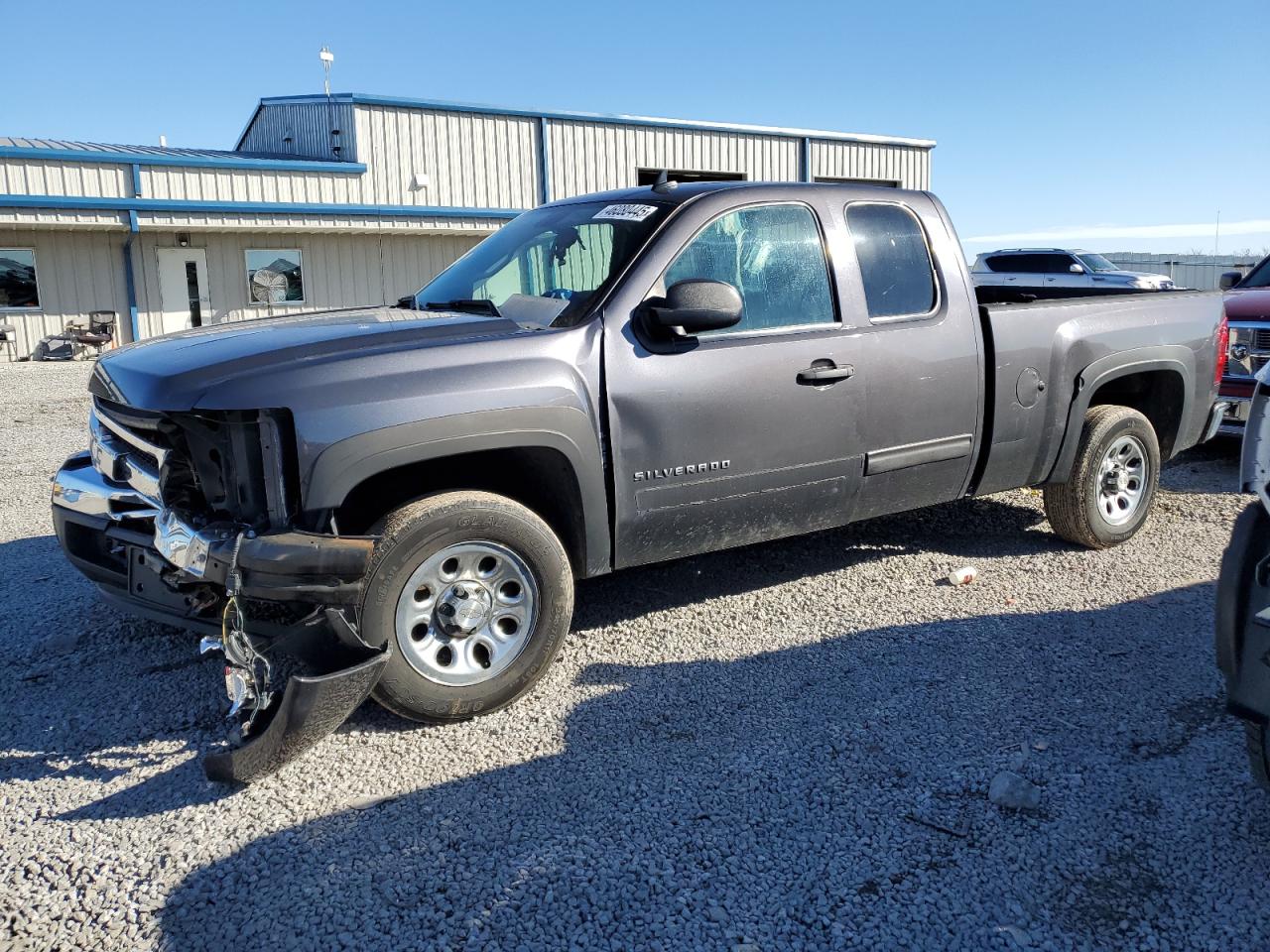 Earlington, KY에서 판매 중인 2011 Chevrolet Silverado C1500 Ls - Front End