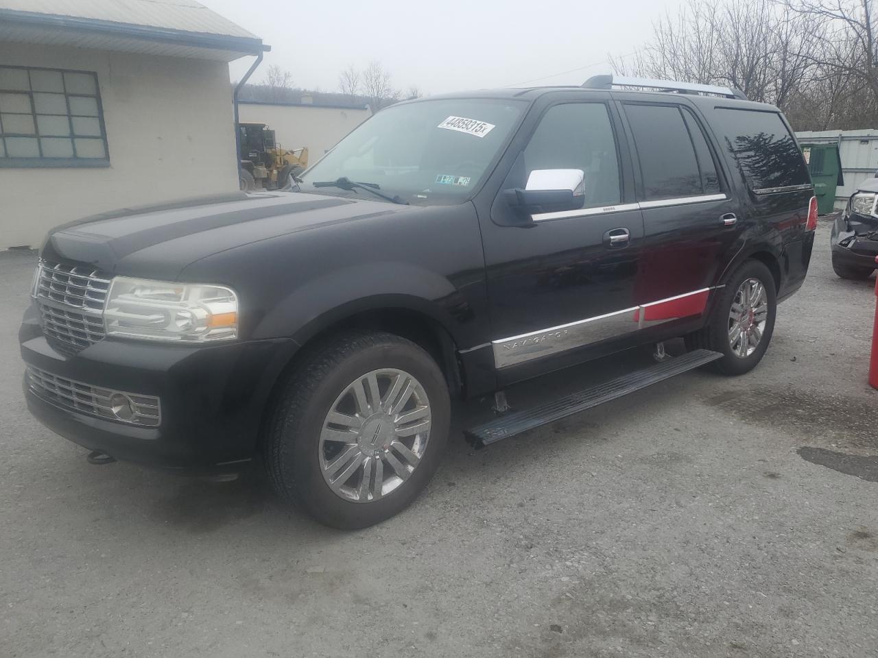 2007 Lincoln Navigator - Image 1