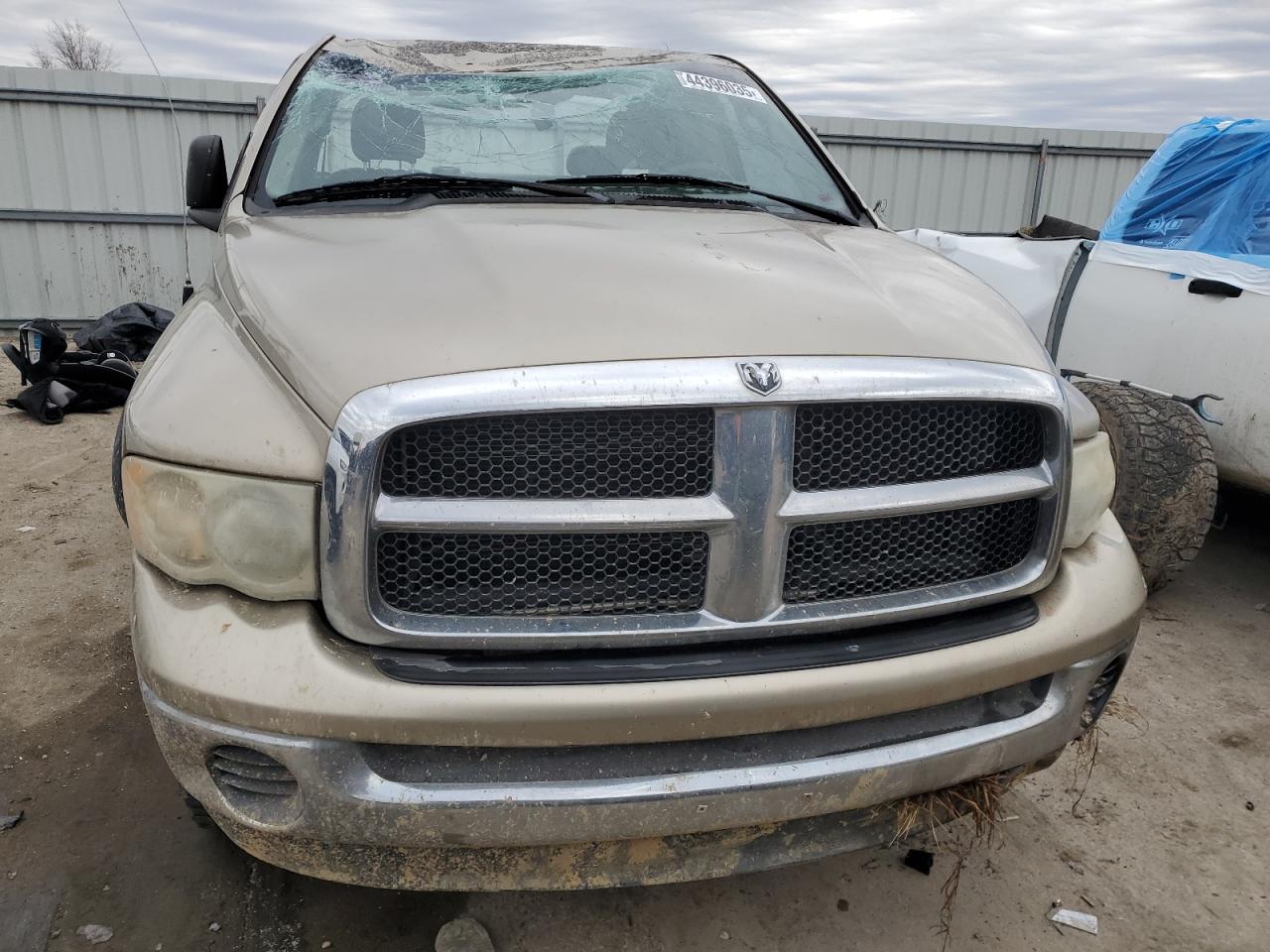 2005 Dodge RAM - Image 5