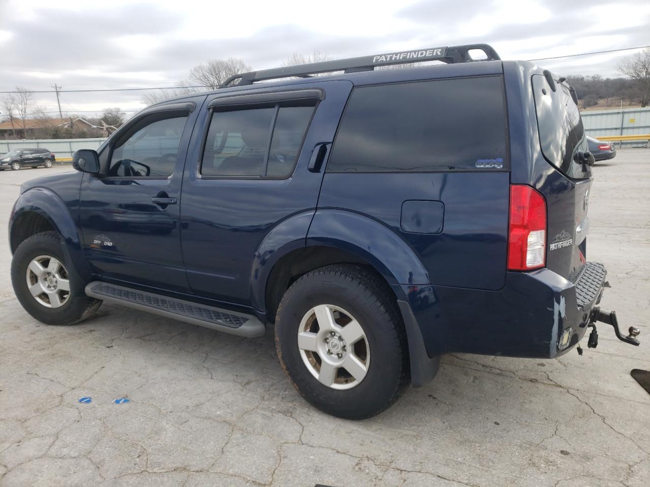 2006 Nissan Pathfinder - Image 2