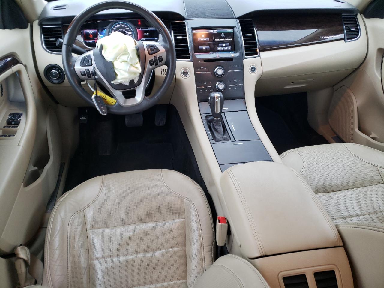 2015 Ford Taurus - Image 8