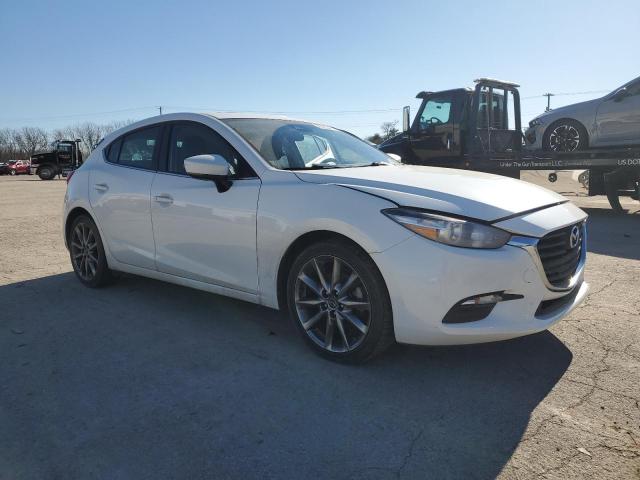  MAZDA 3 2018 Білий