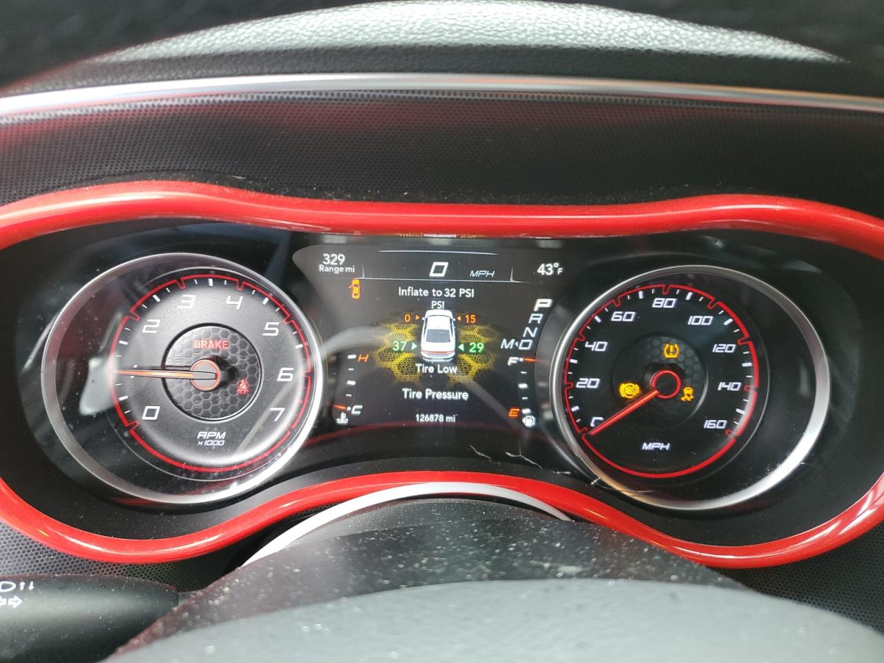2018 Dodge Charger - Image 9
