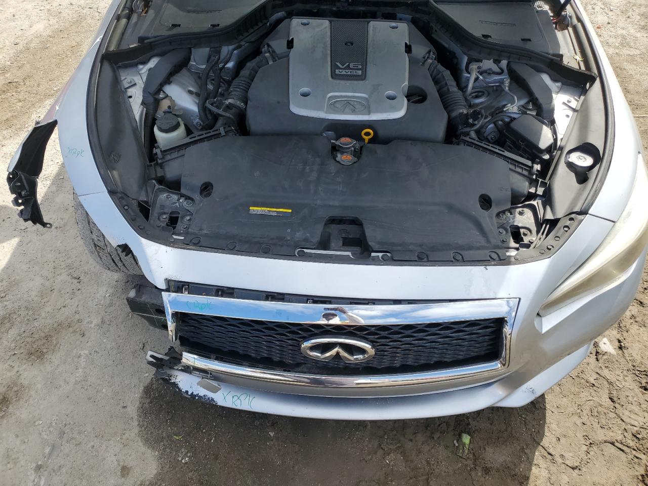 2014 Infiniti Q50 - Image 11