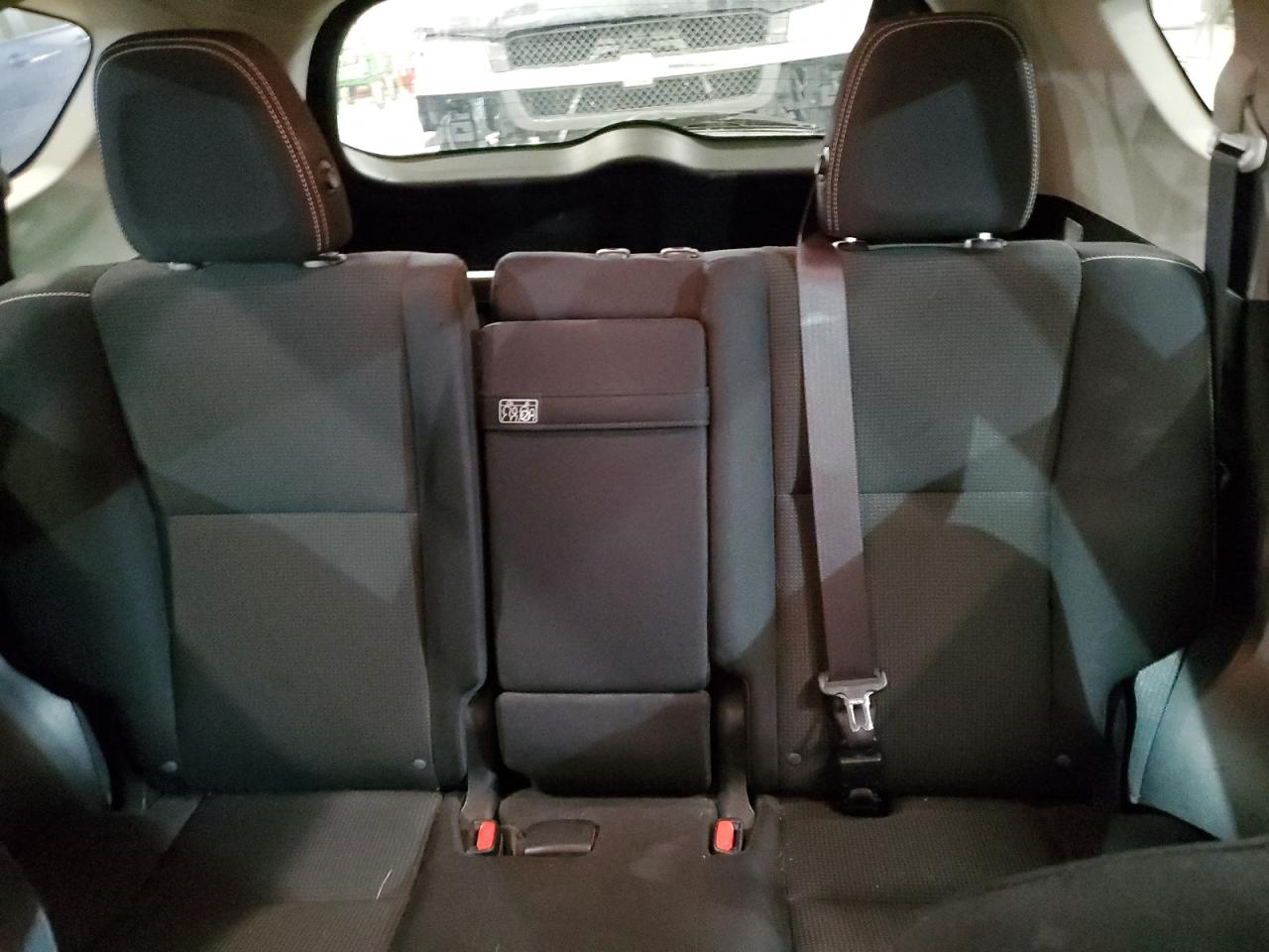 2016 Toyota RAV 4 - Image 10