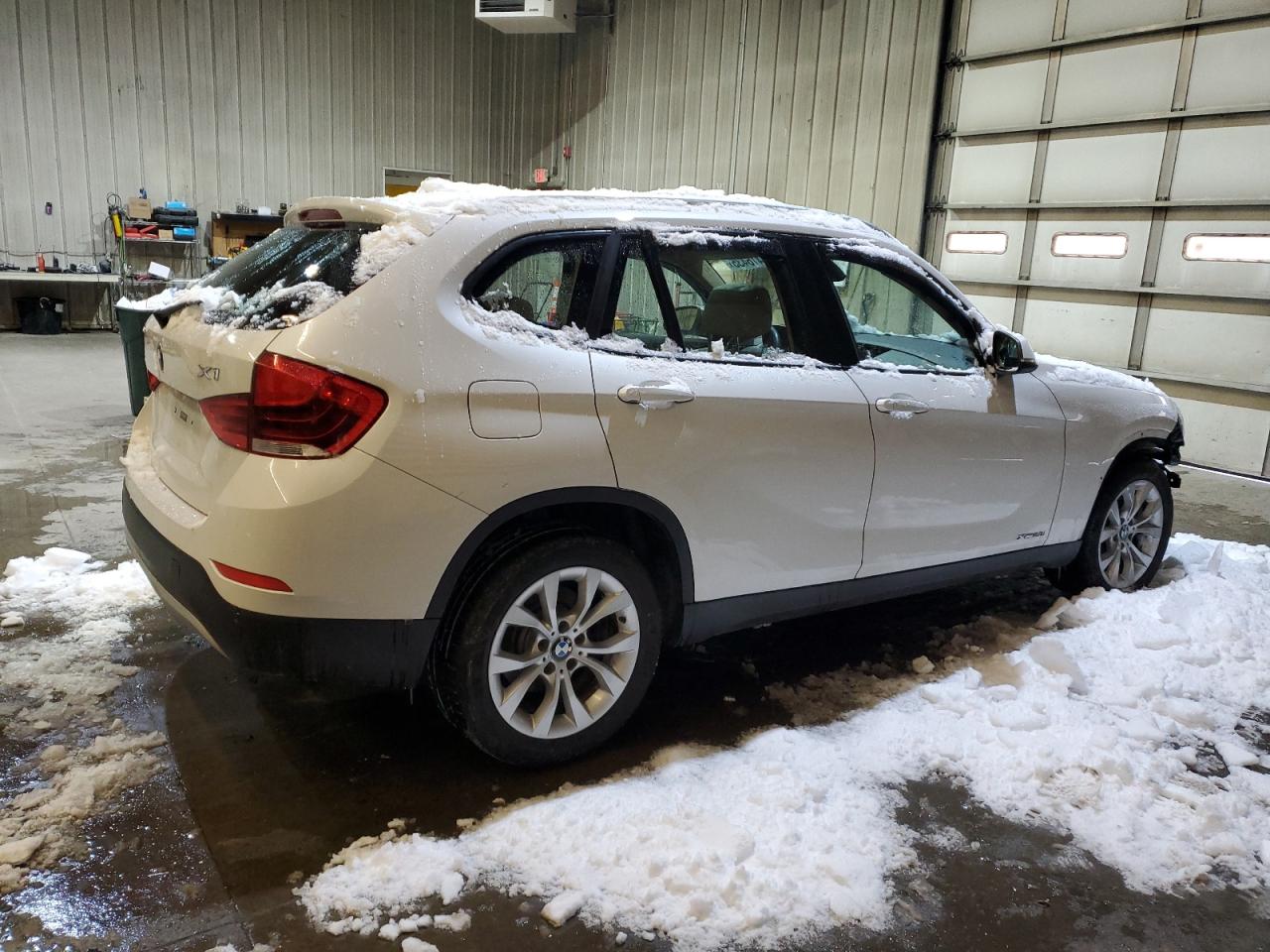 2014 BMW X1 - Image 3