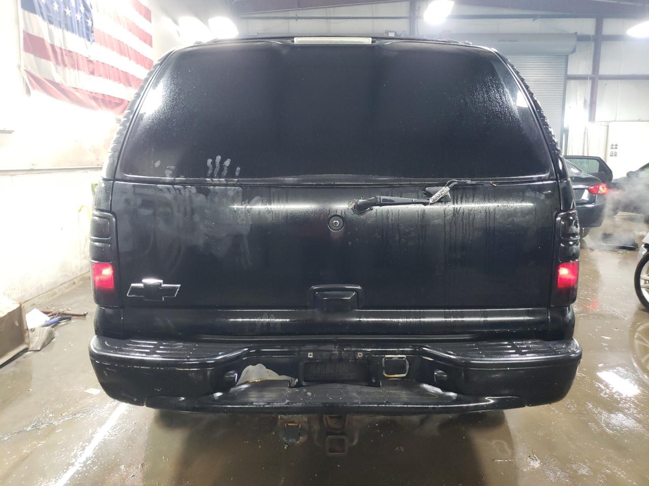 2005 Chevrolet Tahoe - Image 6