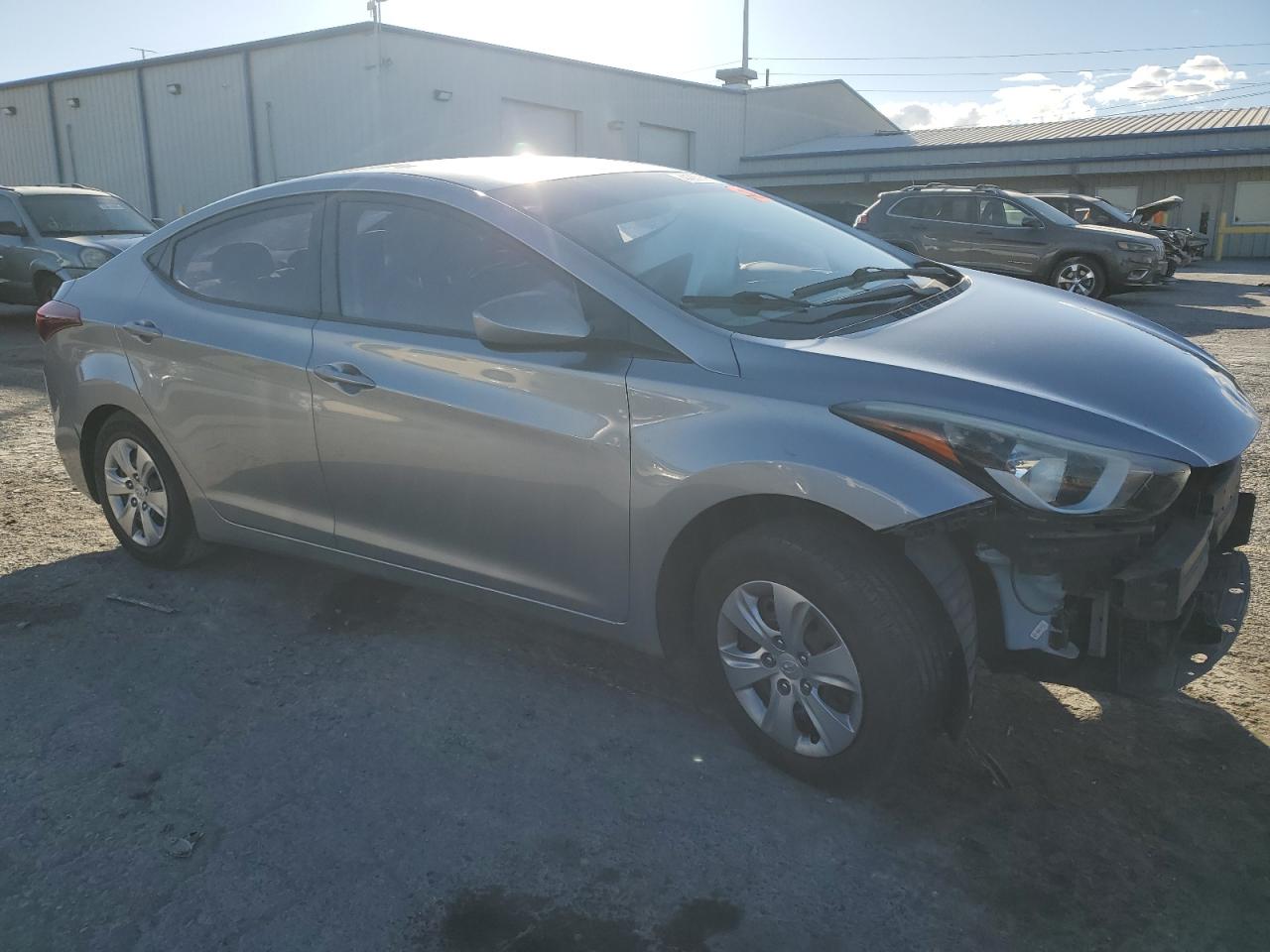 2016 Hyundai Elantra - Image 4