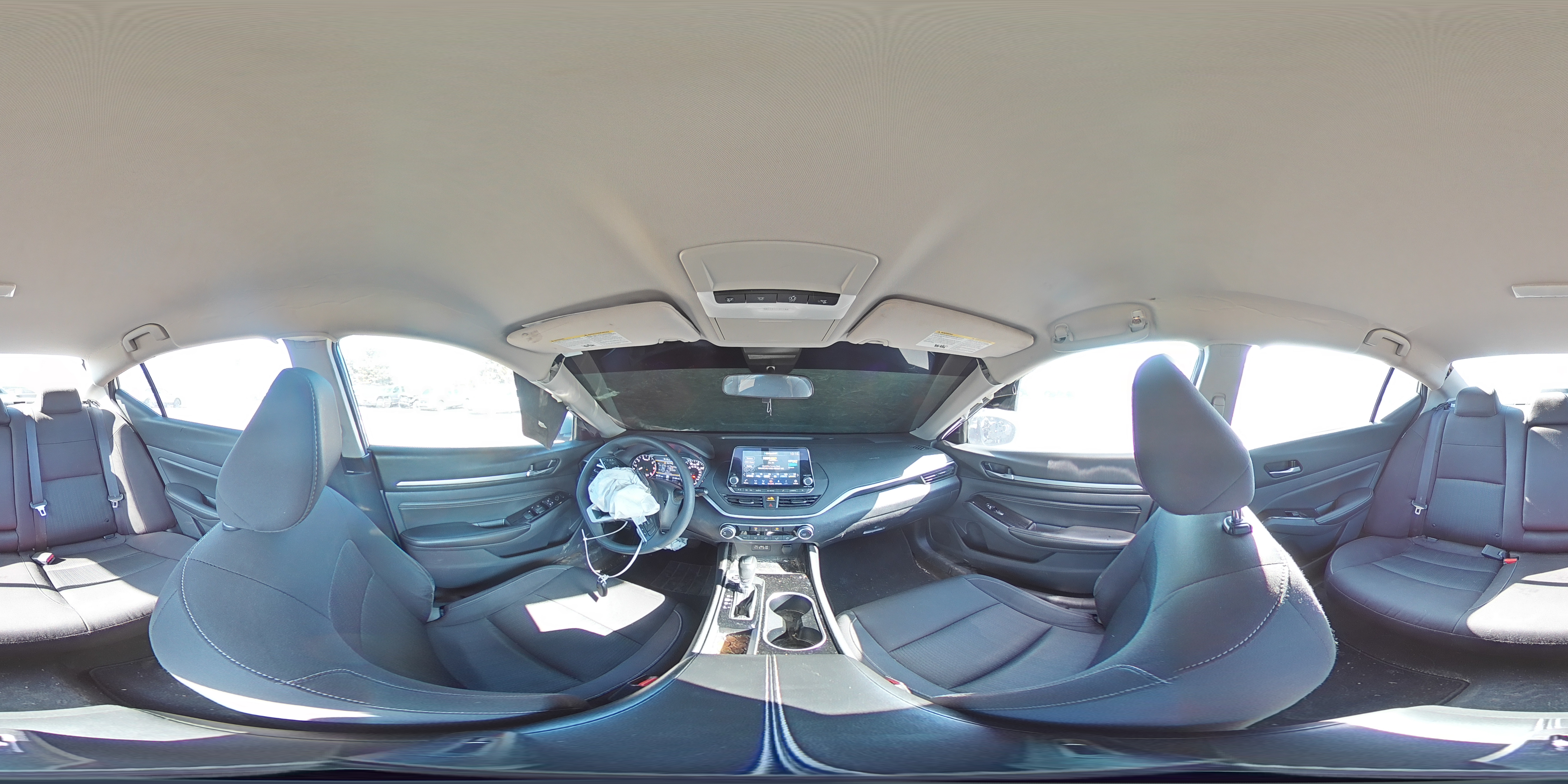 2021 Nissan Altima - Image 13