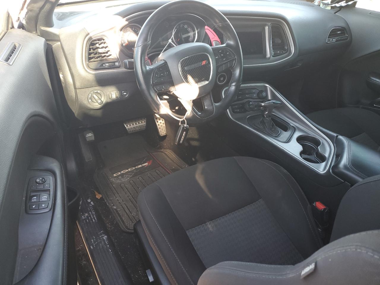 2019 Dodge Challenger - Image 8