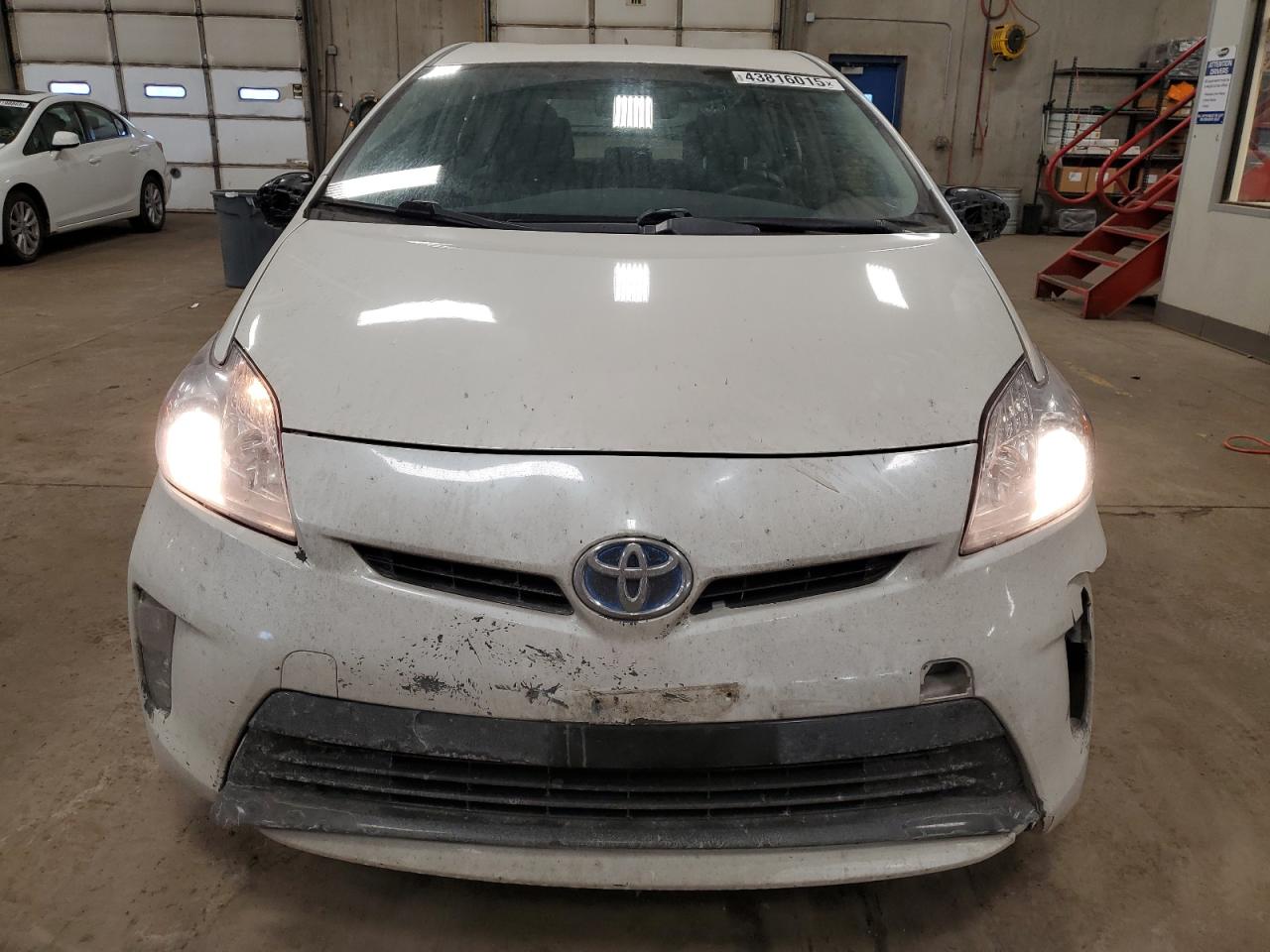 2015 Toyota Prius - Image 5
