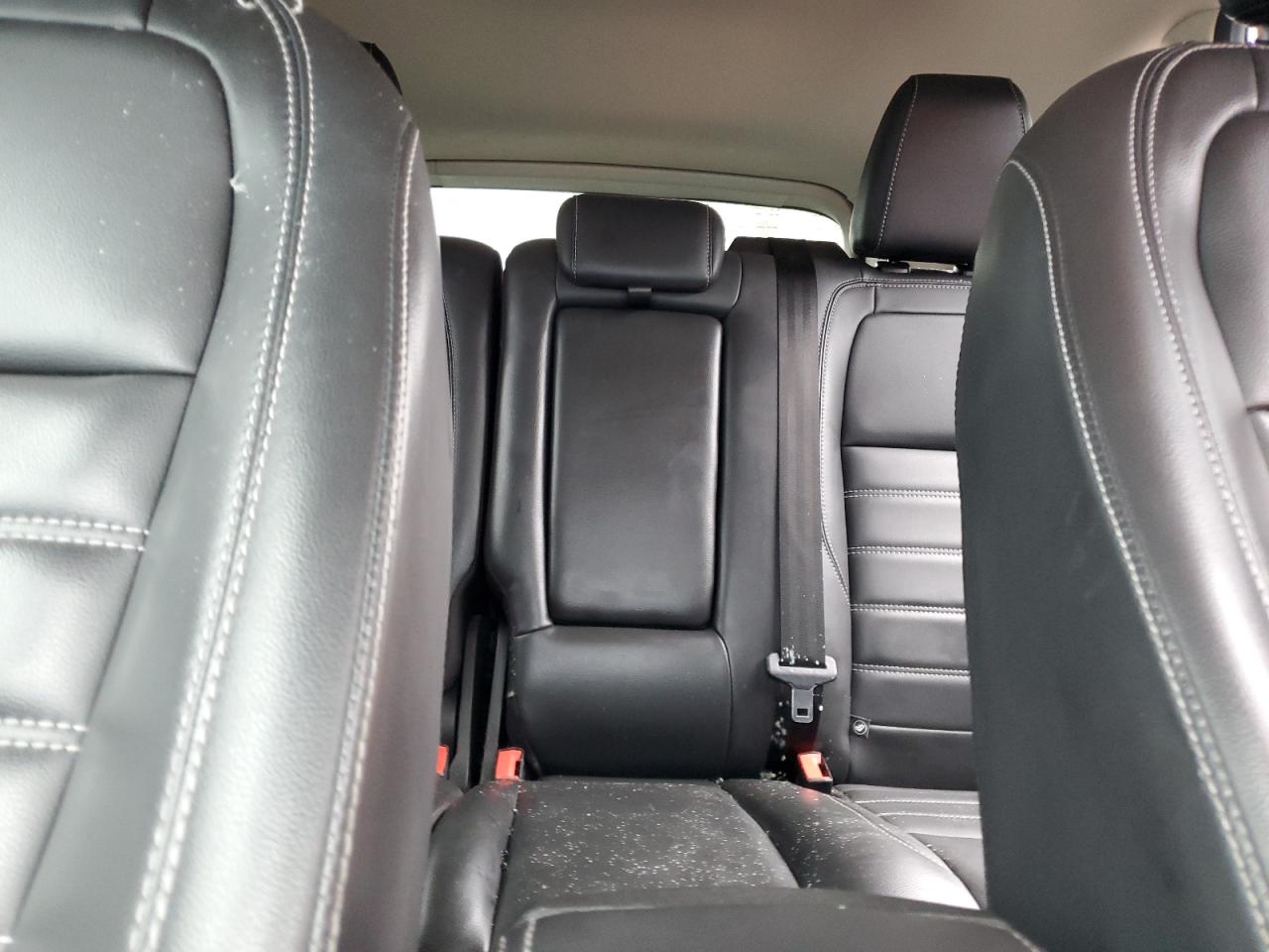 2019 Ford Escape - Image 10