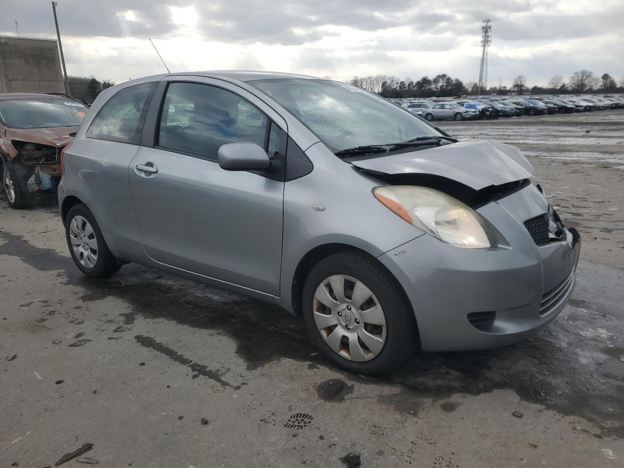 2008 Toyota Yaris - Image 4