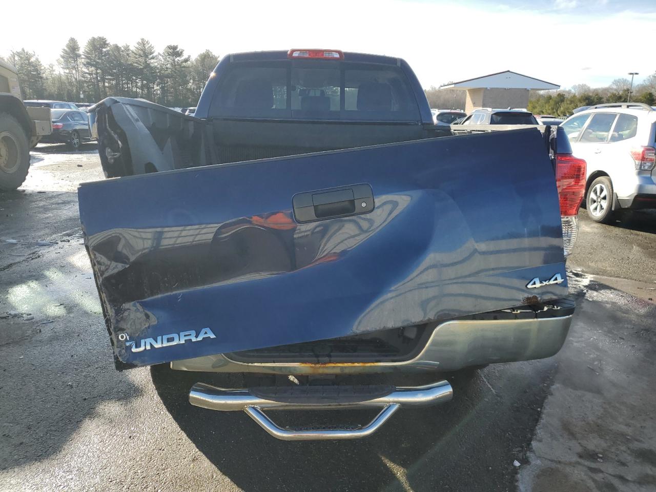 2010 Toyota Tundra - Image 6