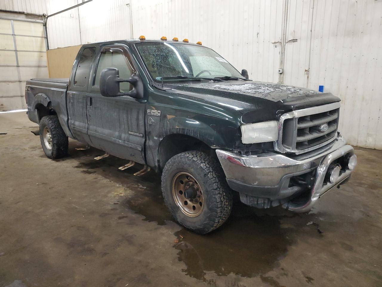 2001 Ford F250 - Image 4