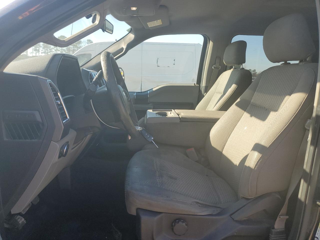 2016 Ford F-150 - Image 7