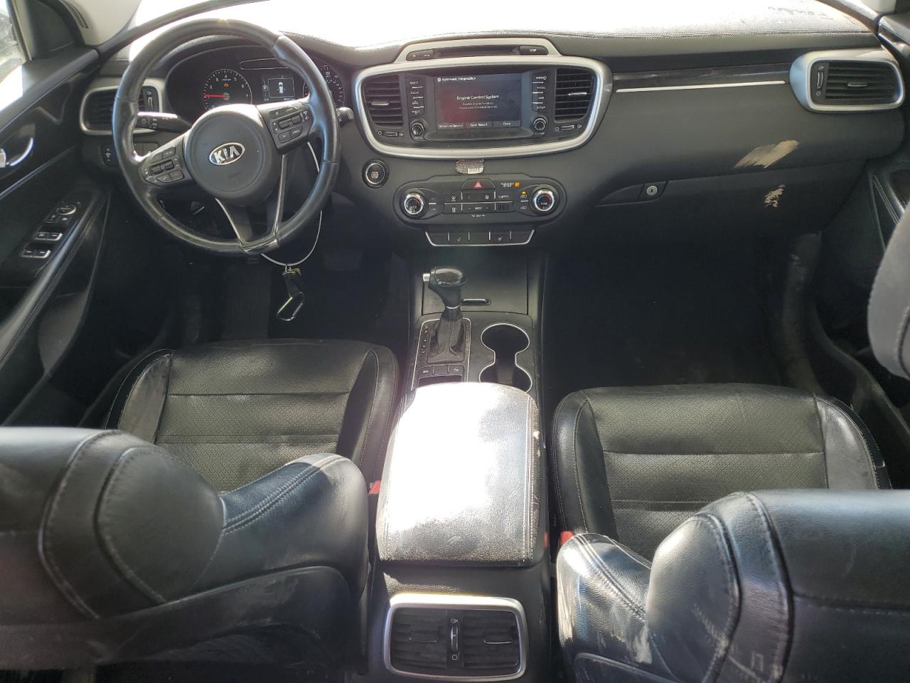 2017 Kia Sorento - Image 8