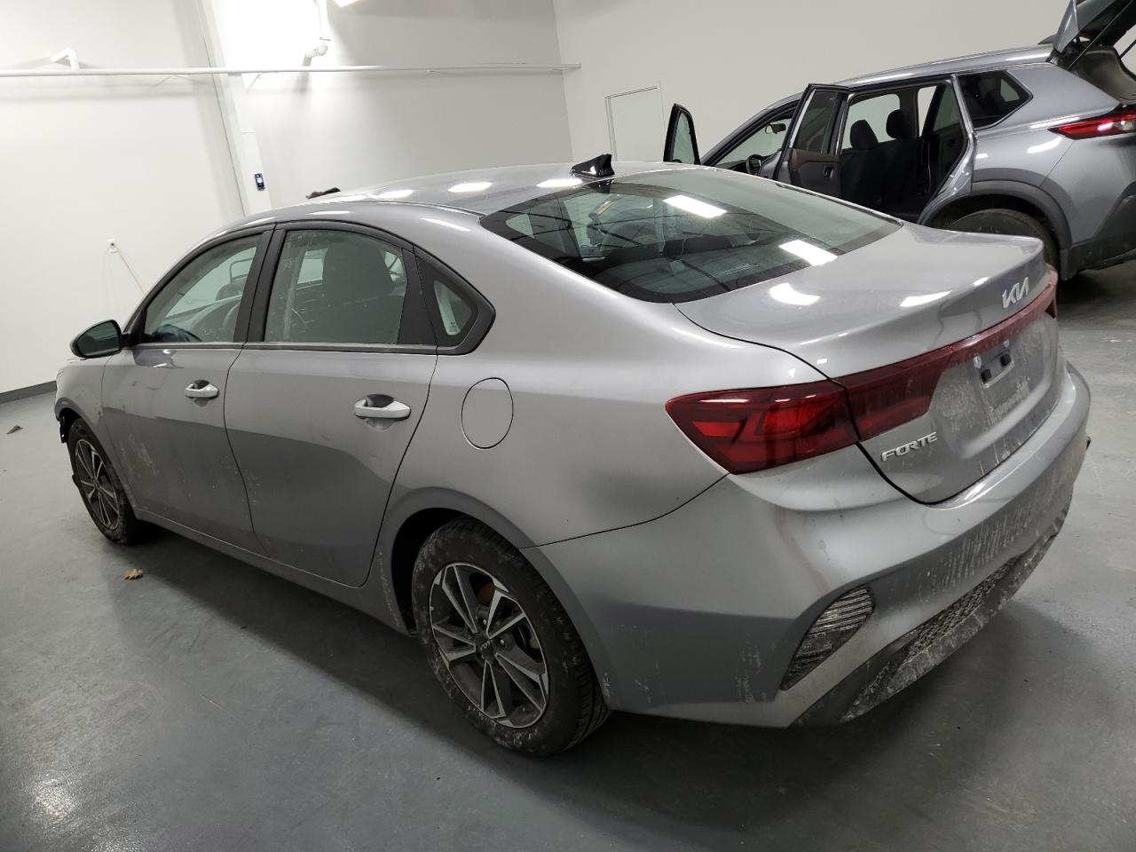 2023 Kia Forte - Image 2